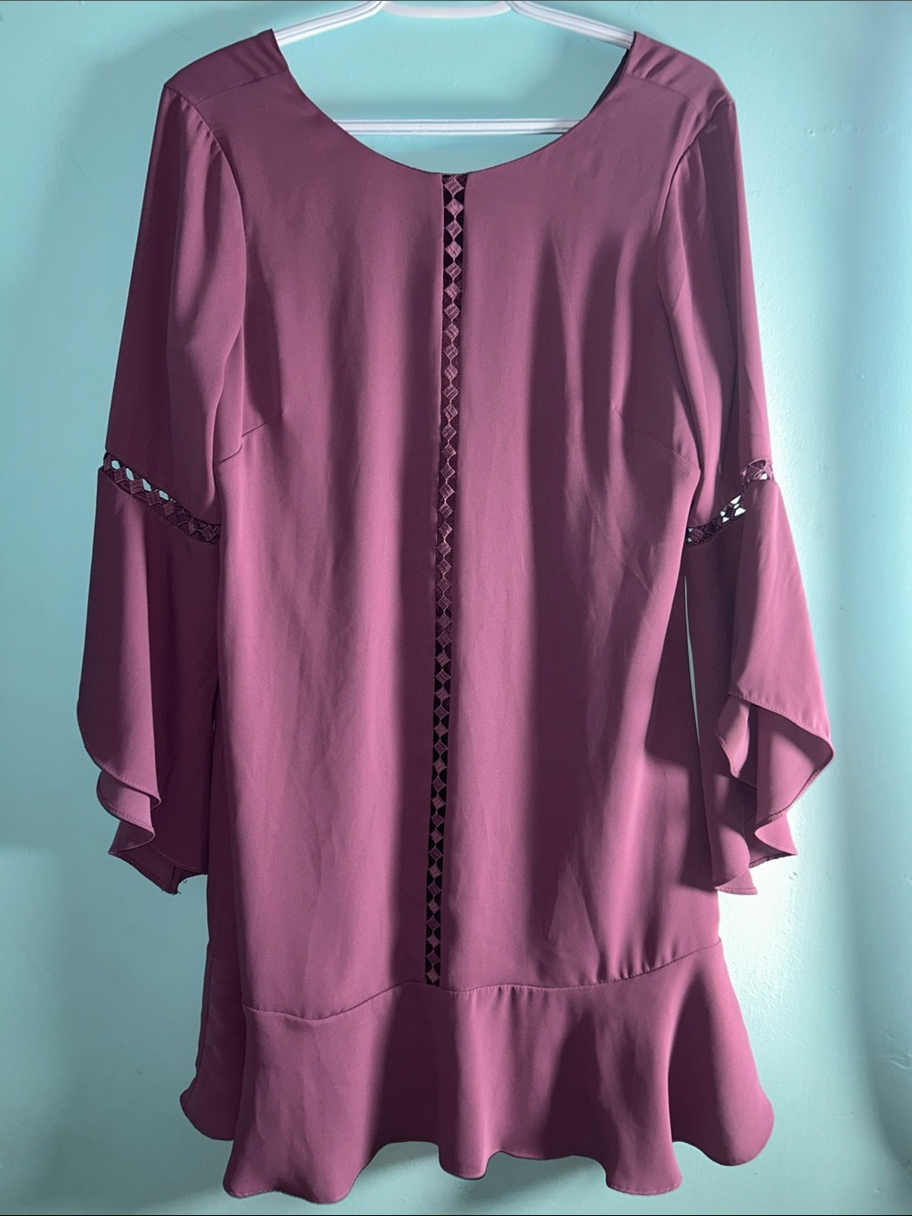 Mauve Ruffled Sleeve Shift Dress